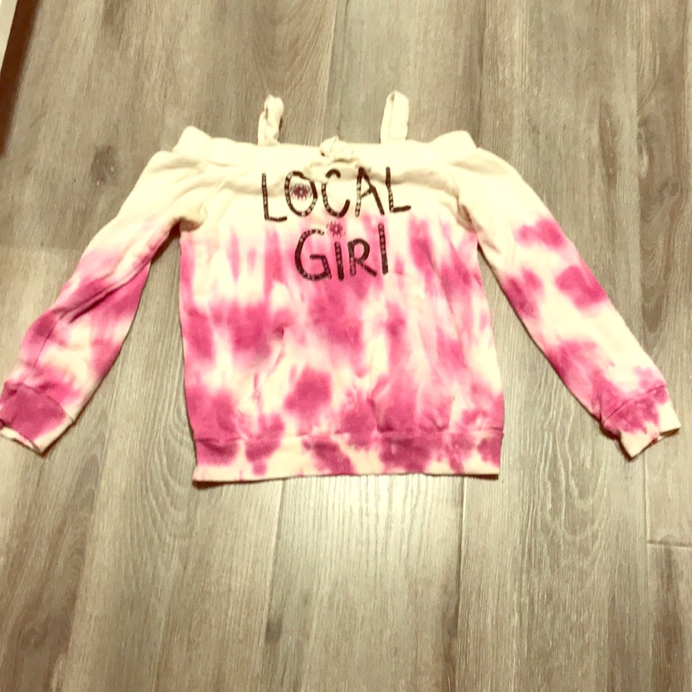 A shirt to be specific 👇🏼